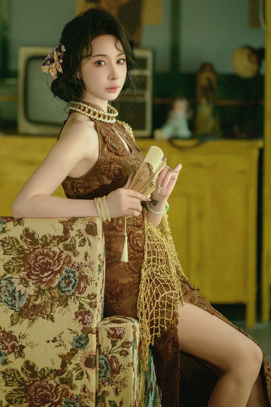 YiTuYu艺图语 Vol.9957 Hua Ci (19P) Cover Photo