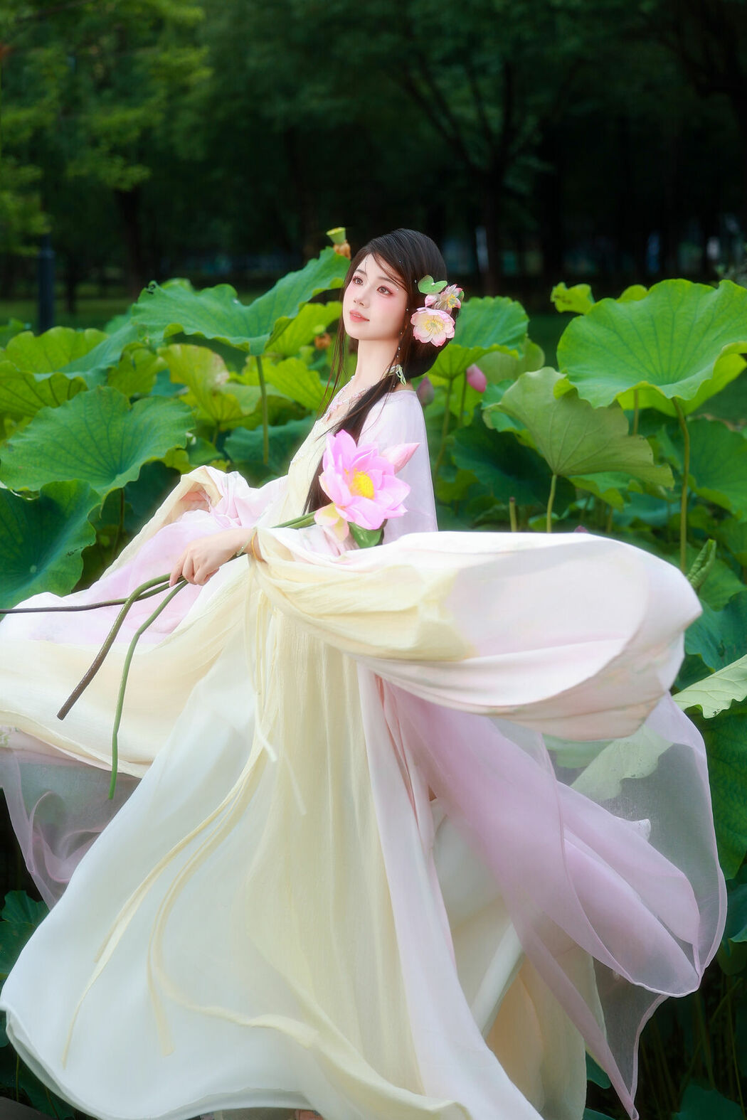 YiTuYu艺图语 Vol.9955 Xiao Du Tong Xue (57P)