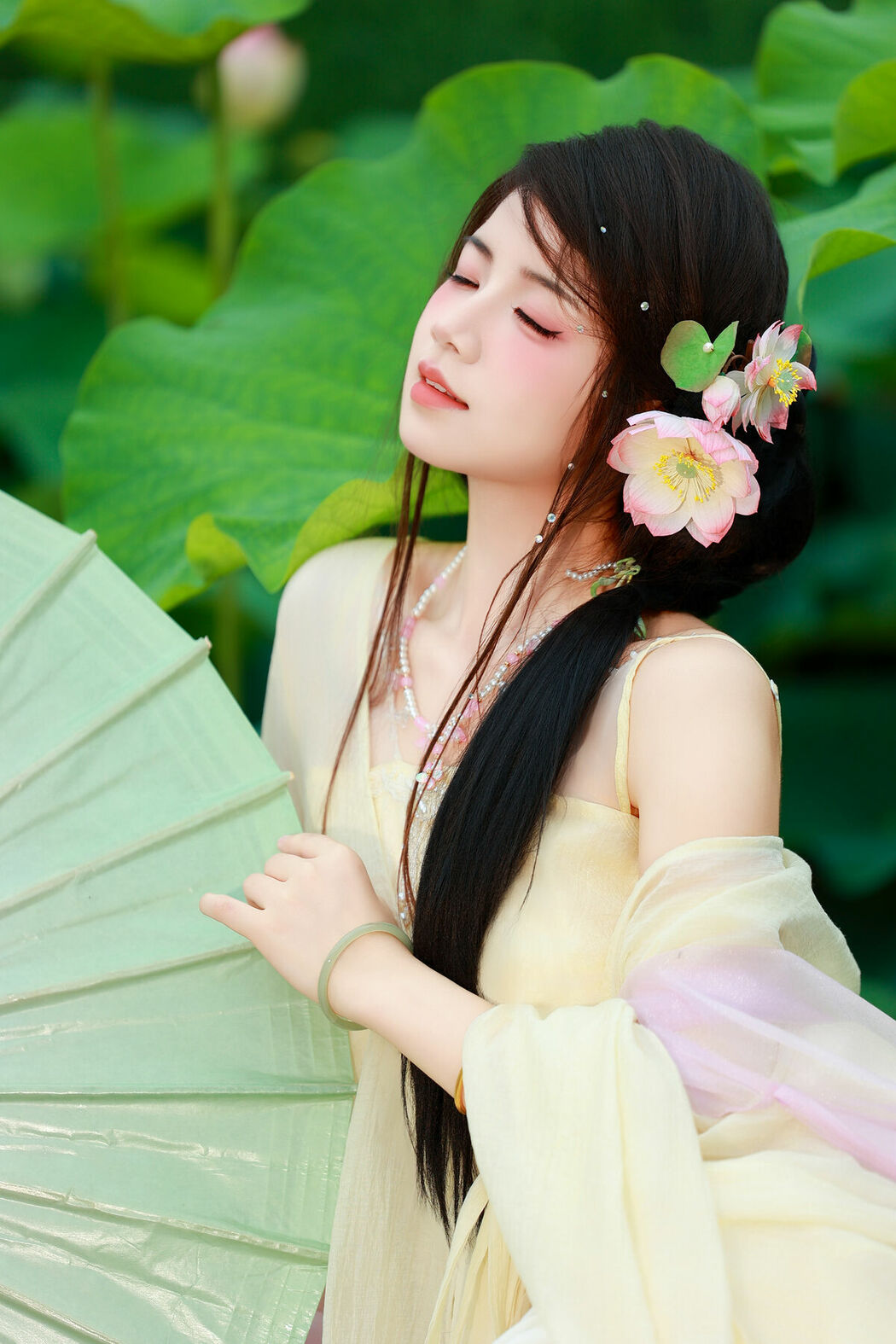 YiTuYu艺图语 Vol.9955 Xiao Du Tong Xue (57P)