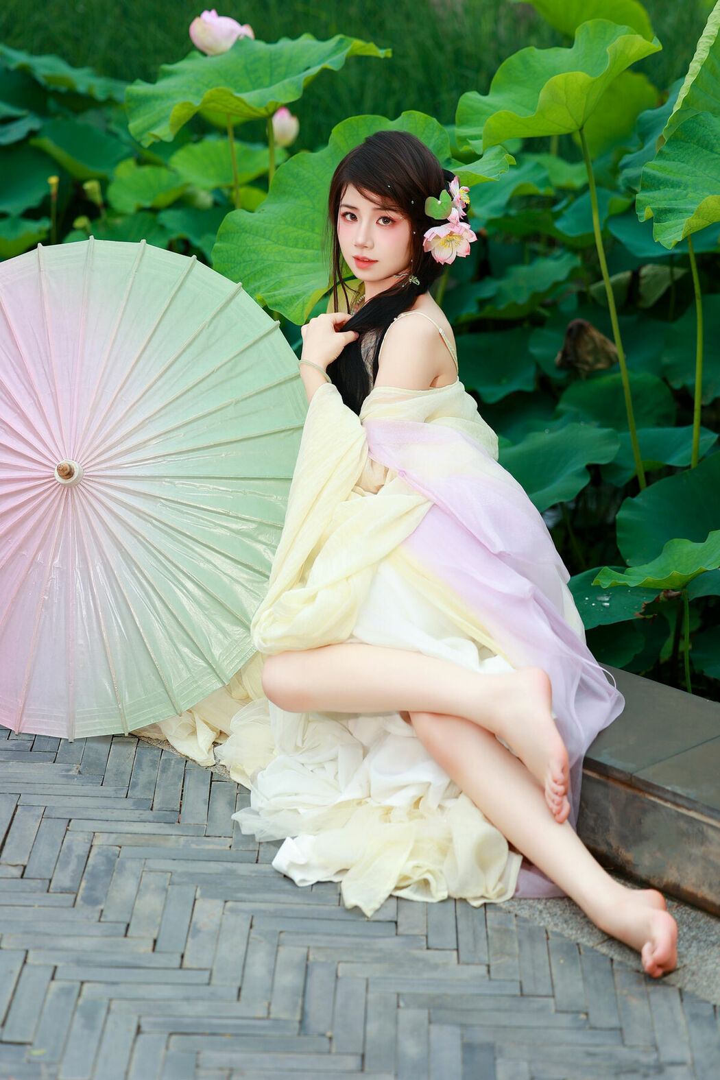 YiTuYu艺图语 Vol.9955 Xiao Du Tong Xue (57P)