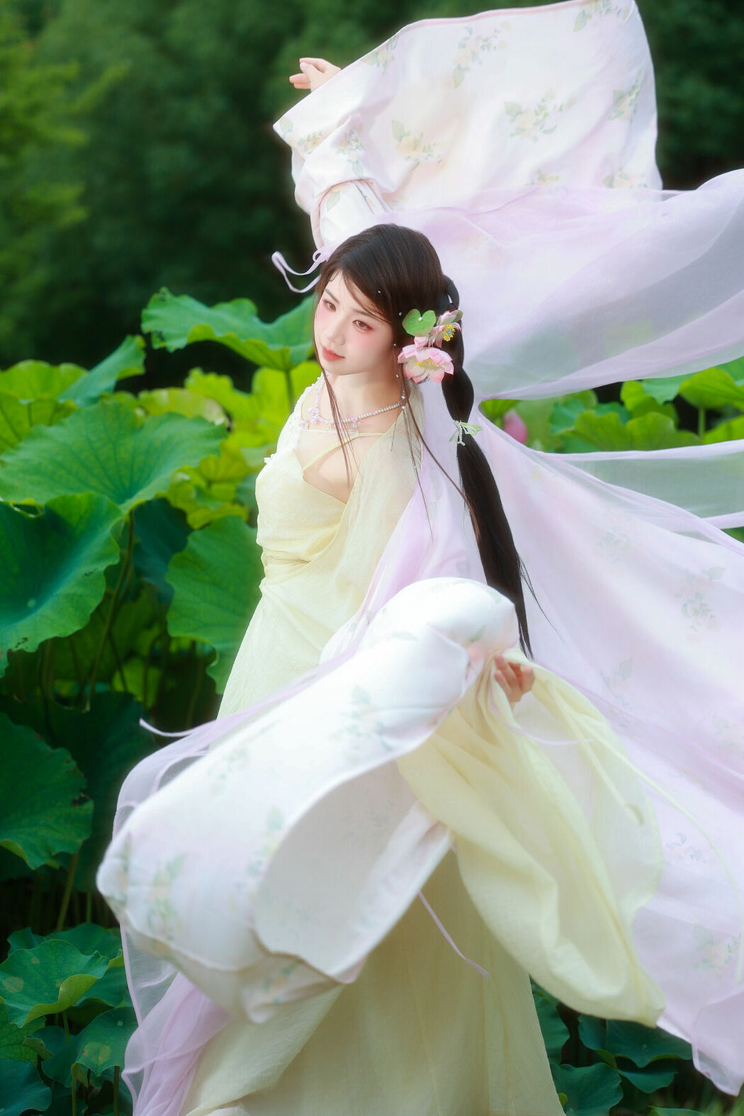 YiTuYu艺图语 Vol.9955 Xiao Du Tong Xue (57P)