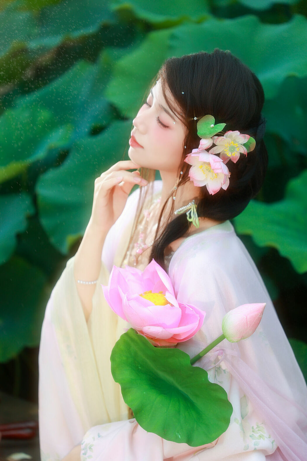 YiTuYu艺图语 Vol.9955 Xiao Du Tong Xue (57P)