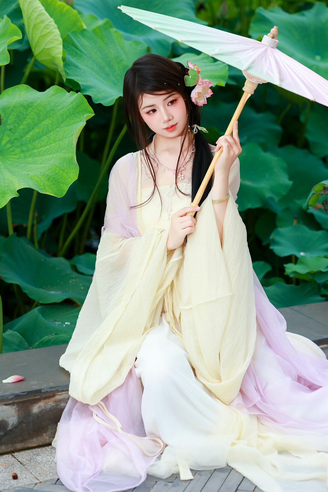 YiTuYu艺图语 Vol.9955 Xiao Du Tong Xue (57P)