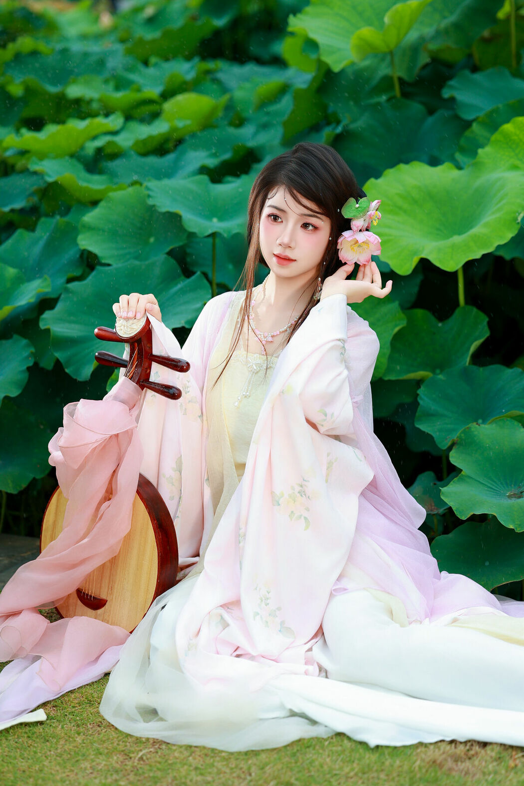 YiTuYu艺图语 Vol.9955 Xiao Du Tong Xue (57P)
