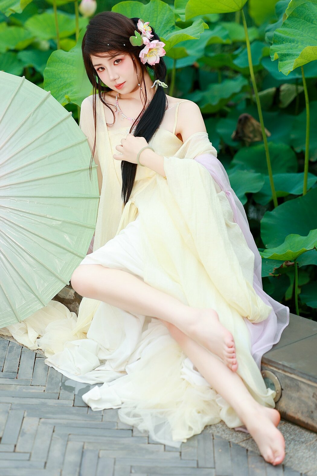 YiTuYu艺图语 Vol.9955 Xiao Du Tong Xue (57P) Cover Photo