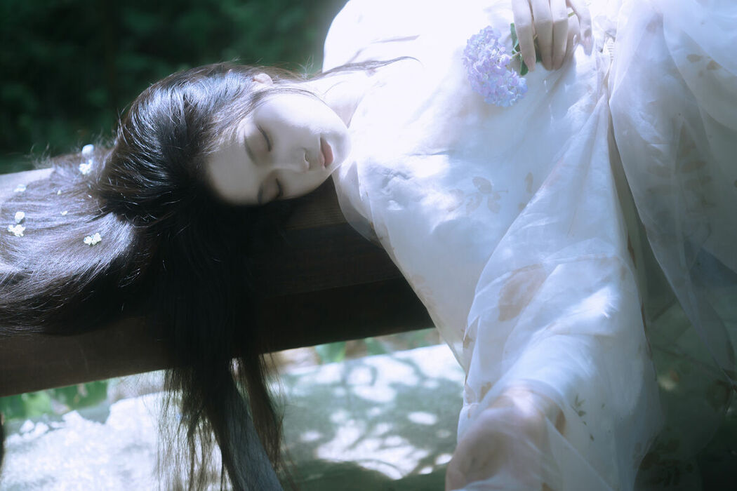 YiTuYu艺图语 Vol.9966 Yue Yue (35P)