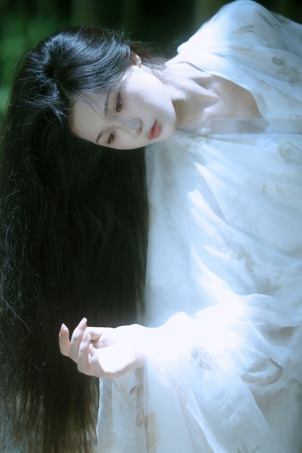 YiTuYu艺图语 Vol.9966 Yue Yue (35P)