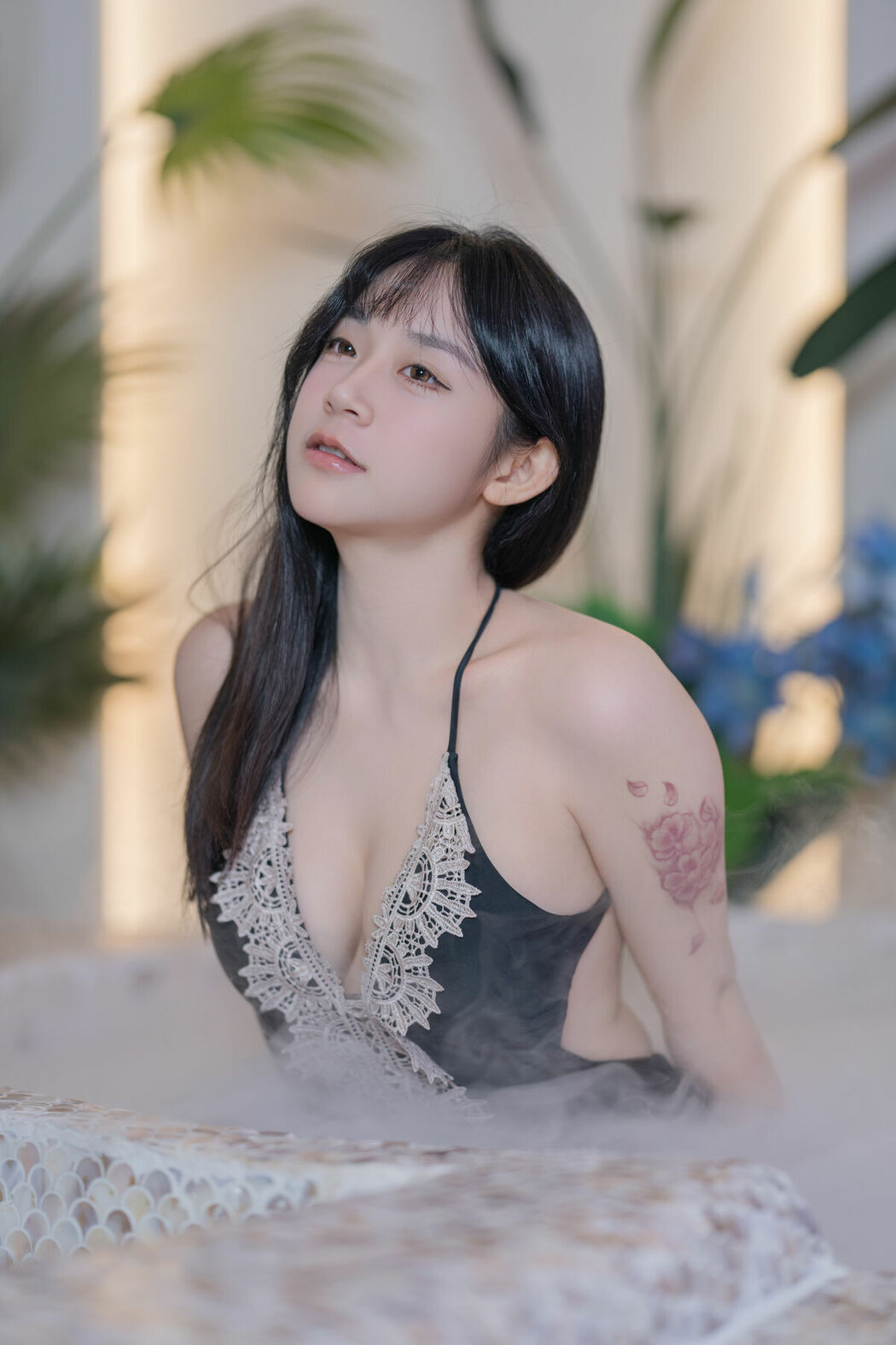 YiTuYu艺图语 Vol.9964 Yi Yuan Tong Xue Jodie (42P)