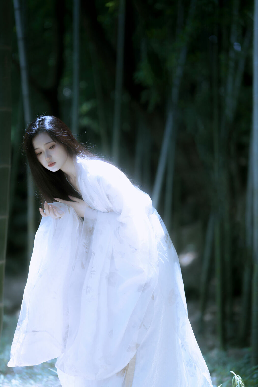 YiTuYu艺图语 Vol.9966 Yue Yue (35P)