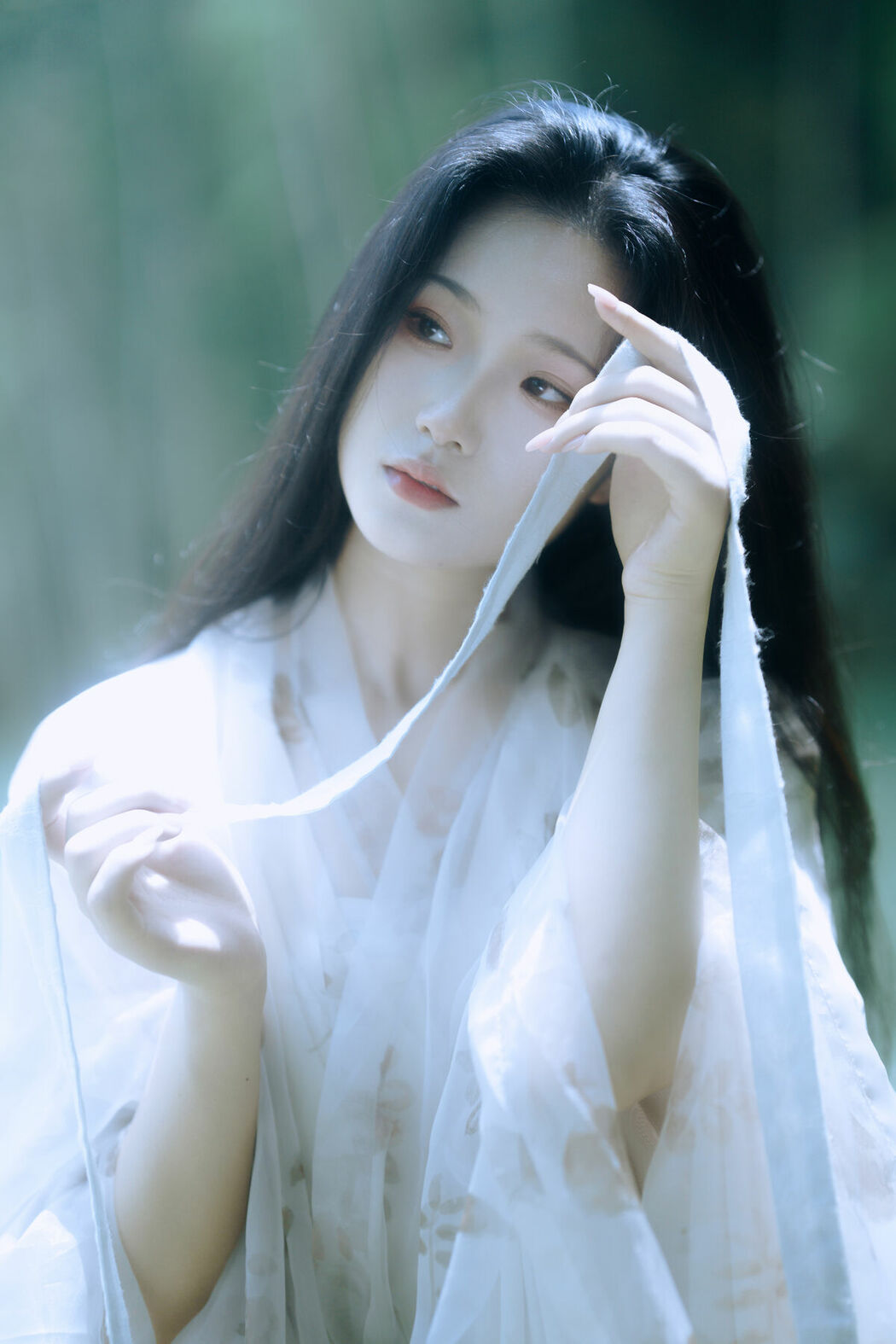 YiTuYu艺图语 Vol.9966 Yue Yue (35P)