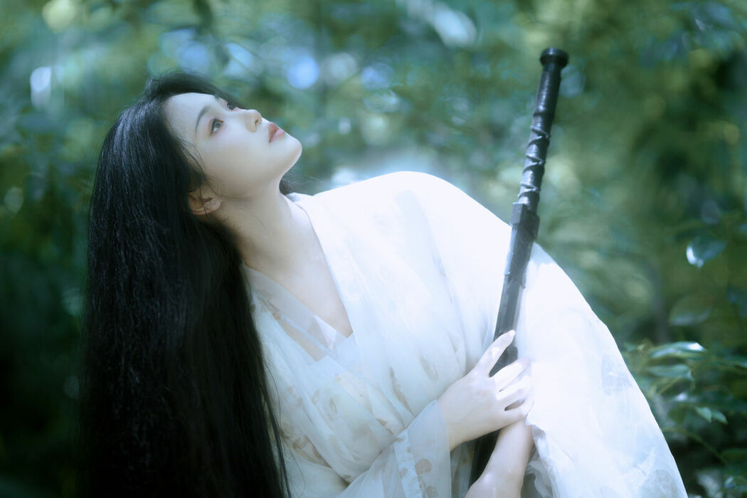 YiTuYu艺图语 Vol.9966 Yue Yue (35P)