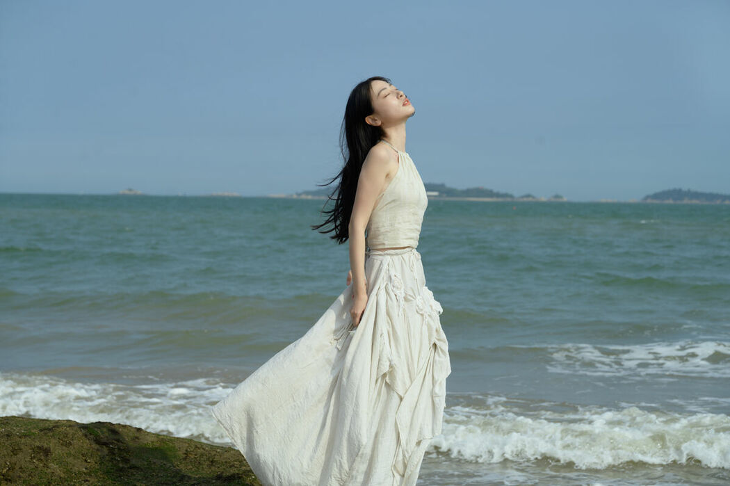 YiTuYu艺图语 Vol.9967 Yi Yi (30P)