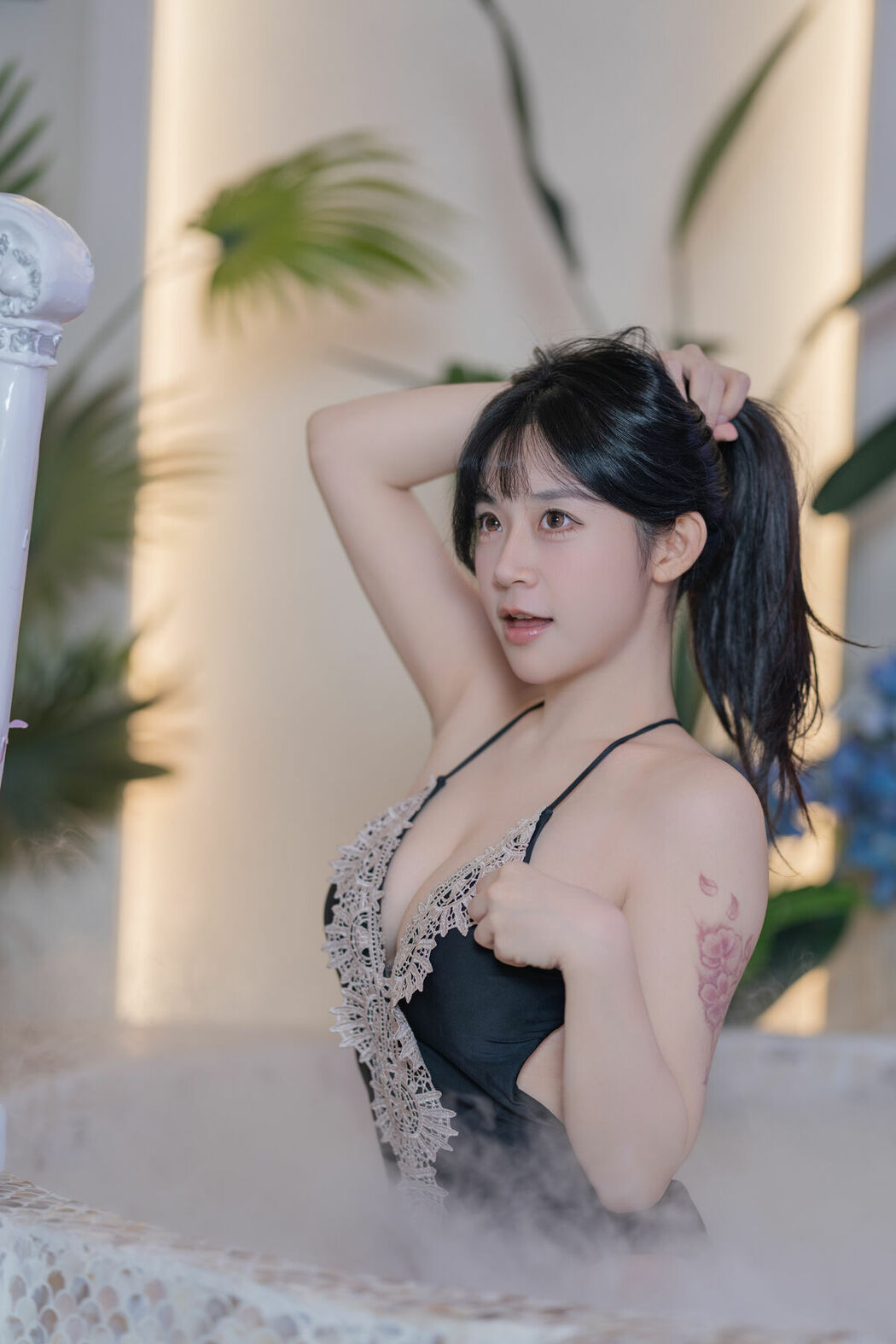YiTuYu艺图语 Vol.9964 Yi Yuan Tong Xue Jodie (42P)