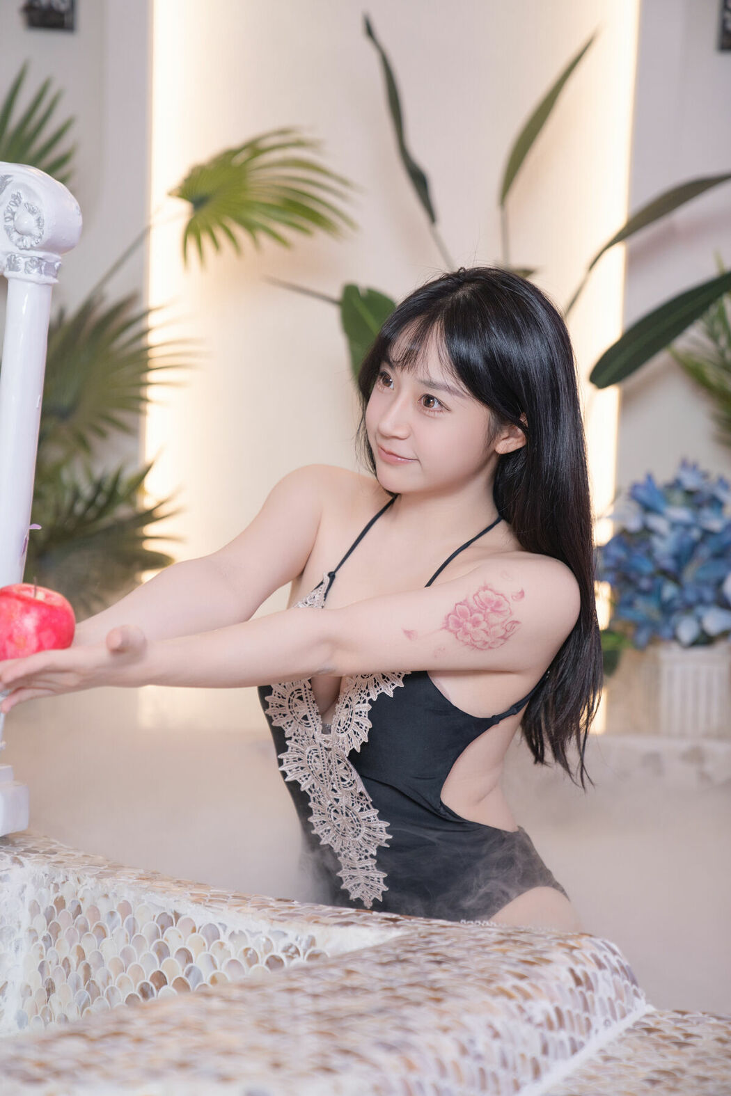 YiTuYu艺图语 Vol.9964 Yi Yuan Tong Xue Jodie (42P)
