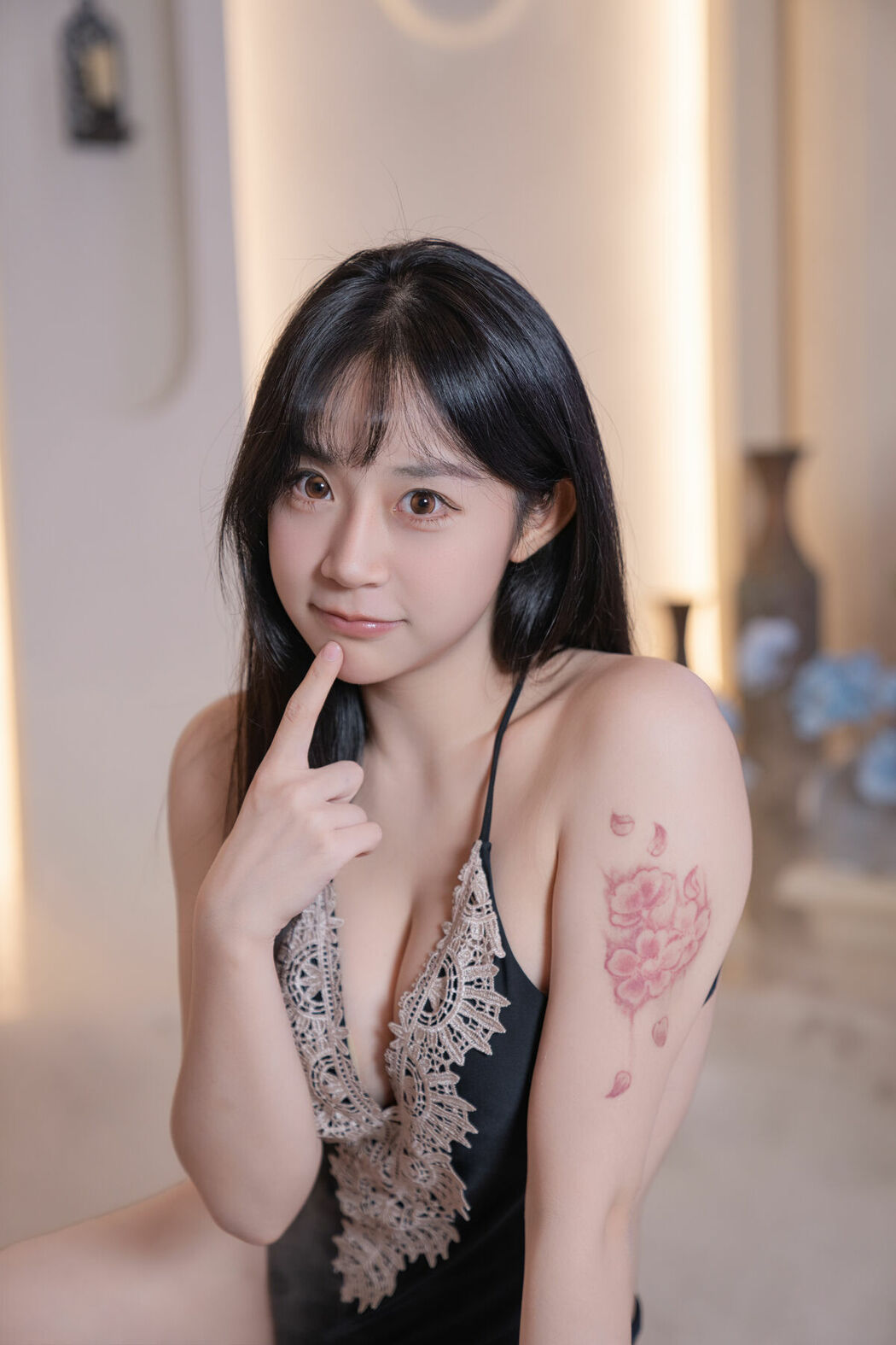 YiTuYu艺图语 Vol.9964 Yi Yuan Tong Xue Jodie (42P)