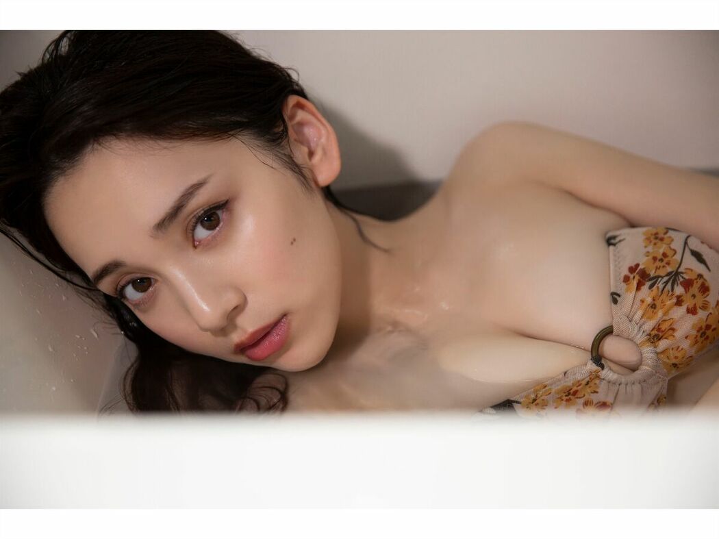 JP Tomaru Sayaka 都丸紗也華 – bloomヤングチャンピオンデジグラ (69P)