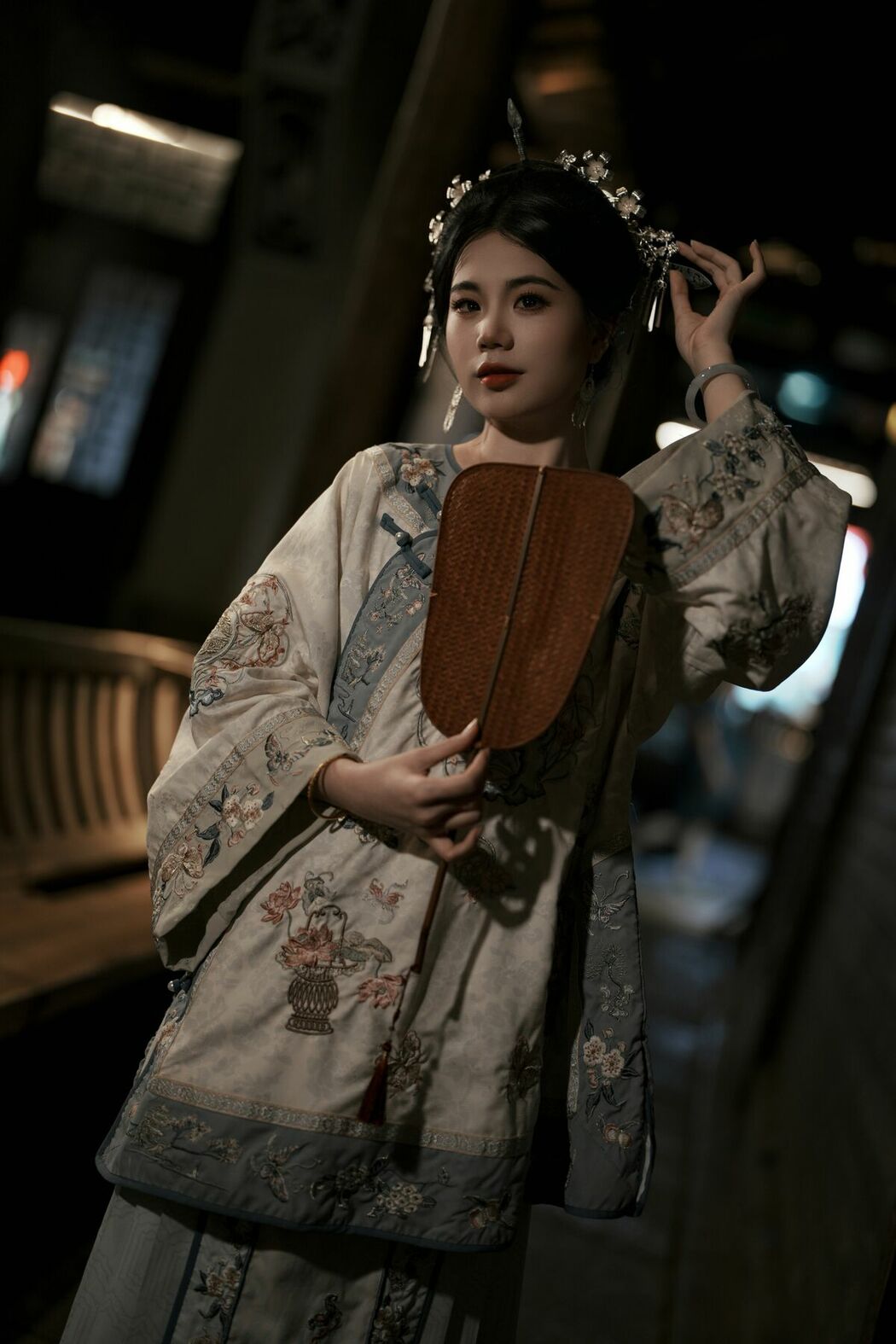 YiTuYu艺图语 Vol.9969 A Mie (17P)