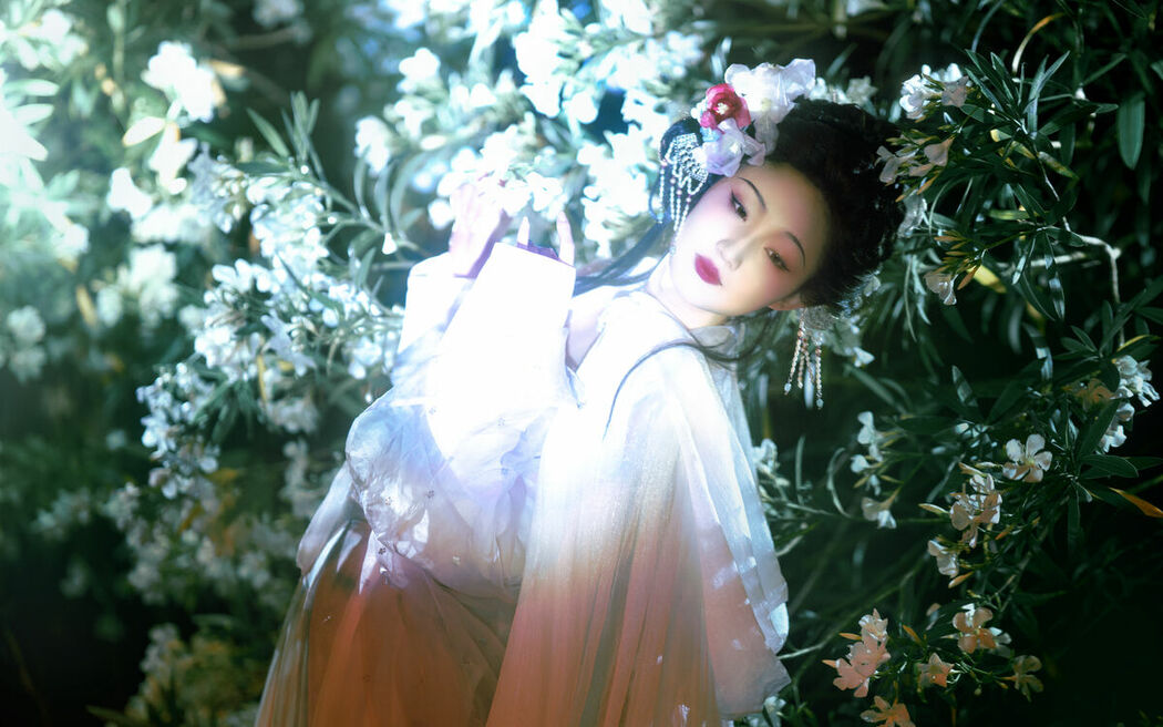 YiTuYu艺图语 Vol.9972 Min Yin Yin (15P)