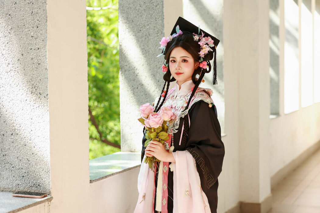 YiTuYu艺图语 Vol.9970 Xiao Du Tong Xue (22P)