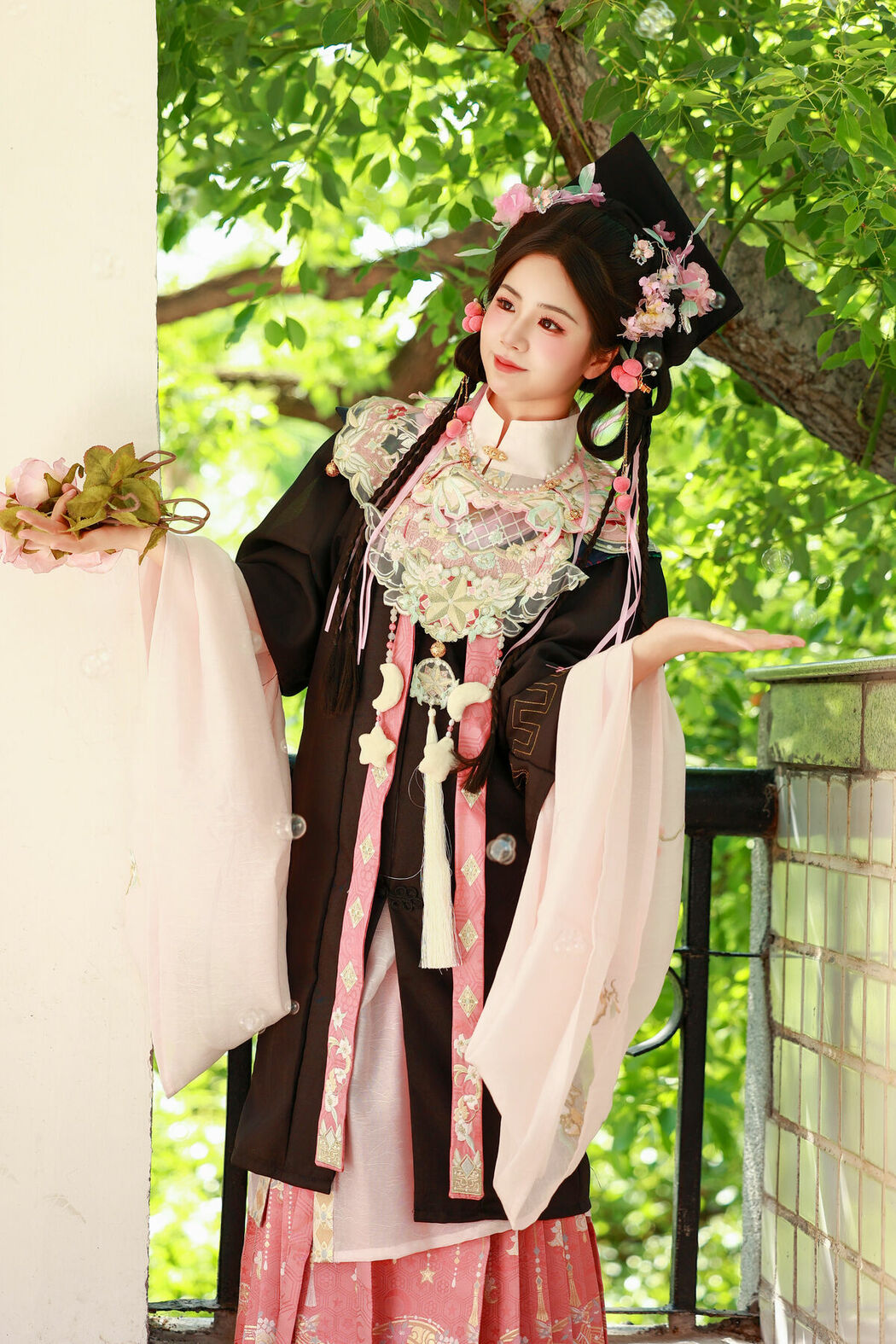YiTuYu艺图语 Vol.9970 Xiao Du Tong Xue (22P)