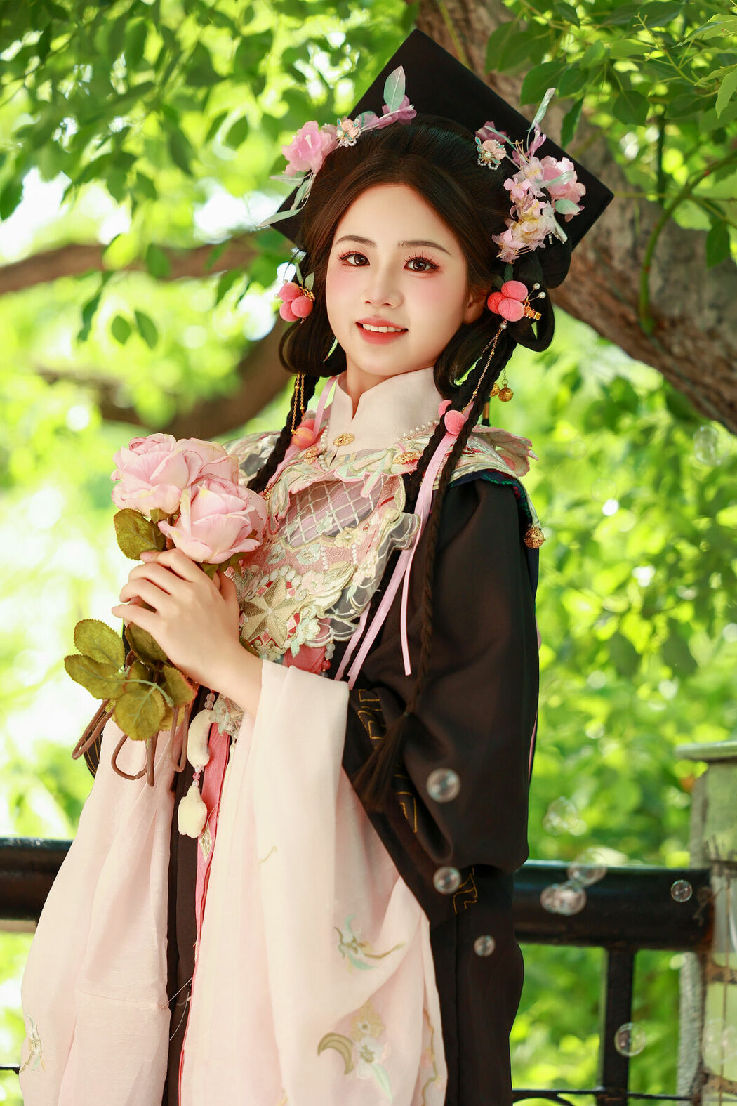 YiTuYu艺图语 Vol.9970 Xiao Du Tong Xue (22P)