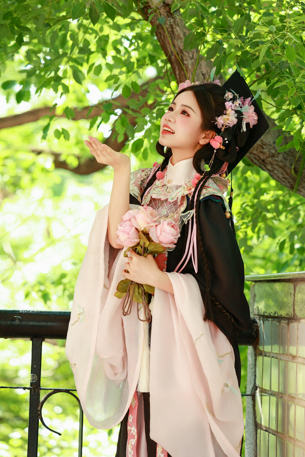 YiTuYu艺图语 Vol.9970 Xiao Du Tong Xue (22P)