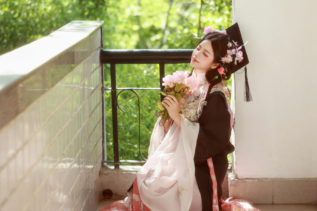 YiTuYu艺图语 Vol.9970 Xiao Du Tong Xue (22P)