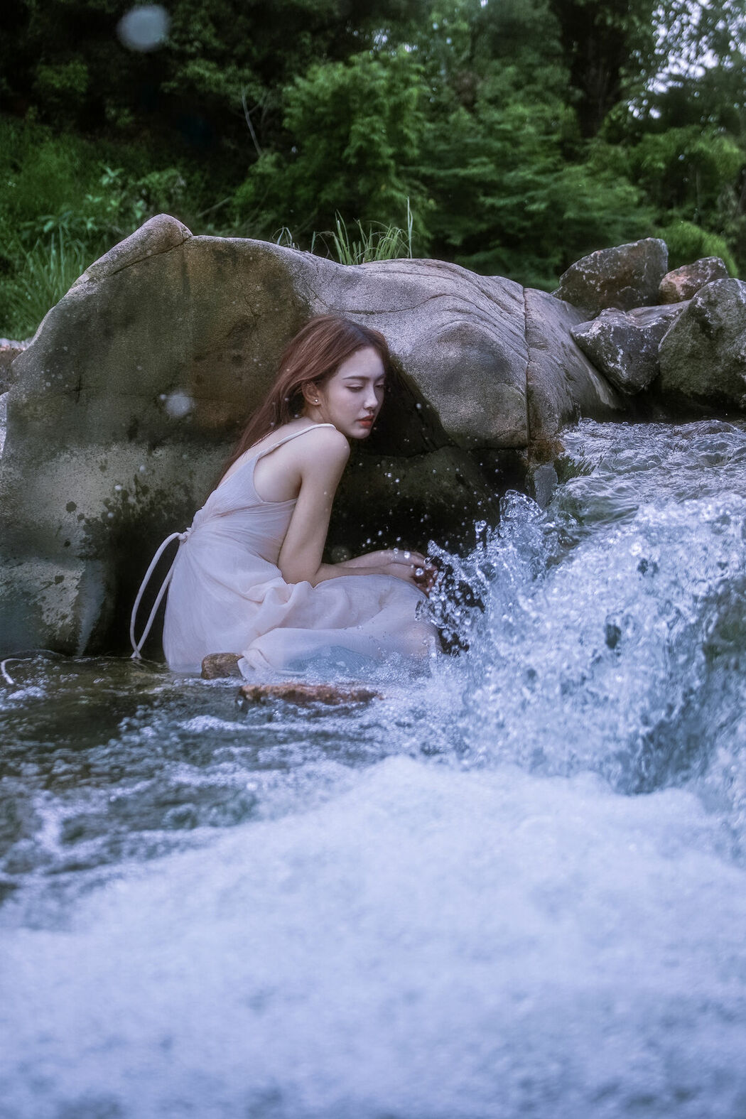 YiTuYu艺图语 Vol.9974 Ying Er YY (33P)