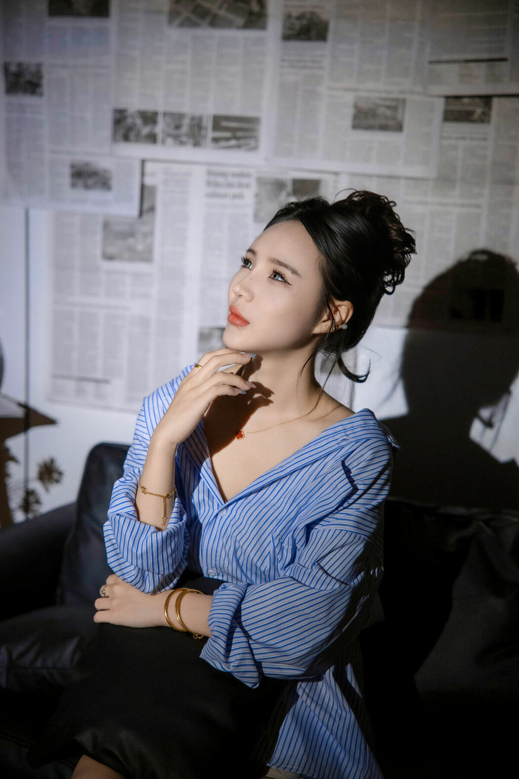 YiTuYu艺图语 Vol.9976 Qian Cheng Si Jin (21P)