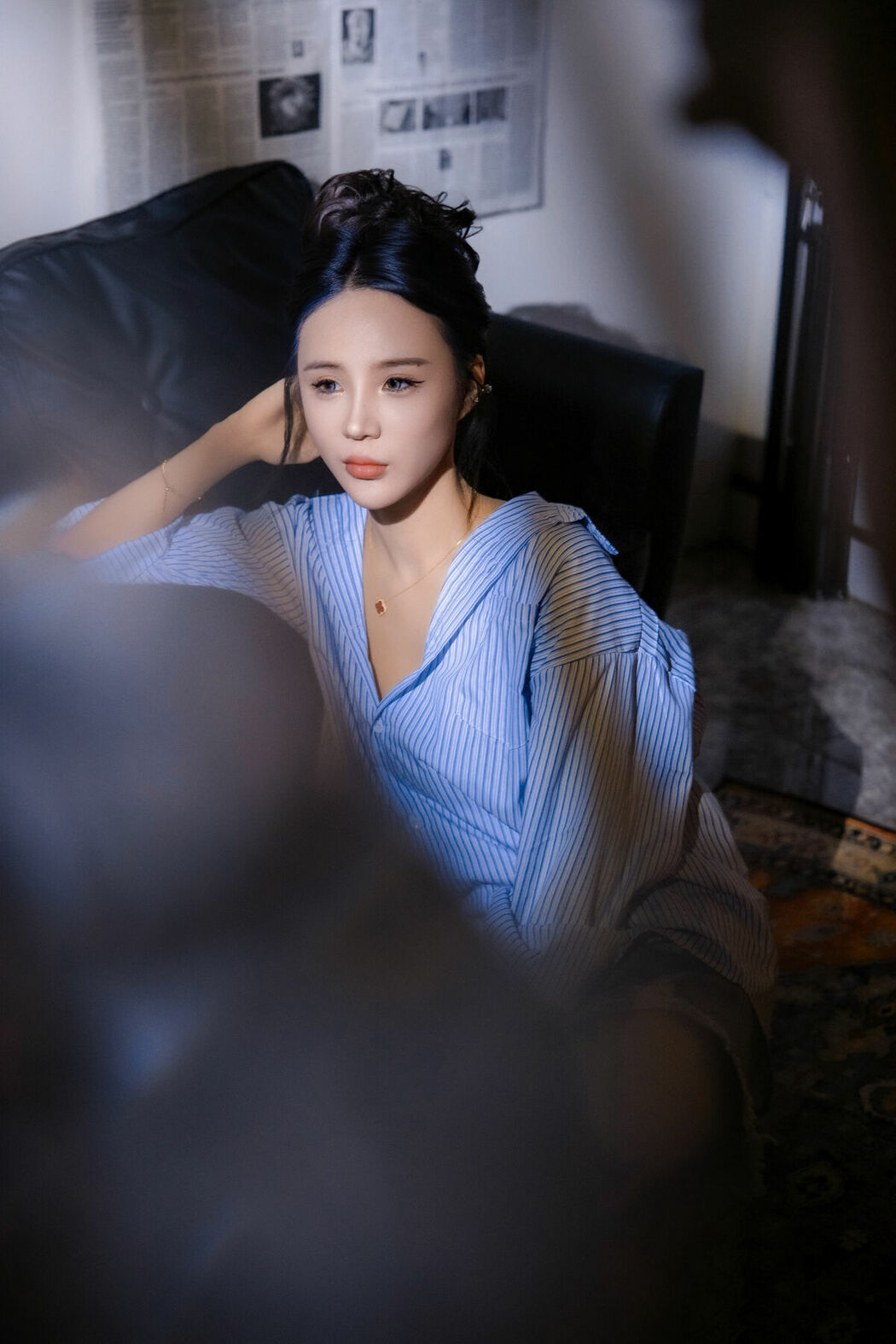 YiTuYu艺图语 Vol.9976 Qian Cheng Si Jin (21P)