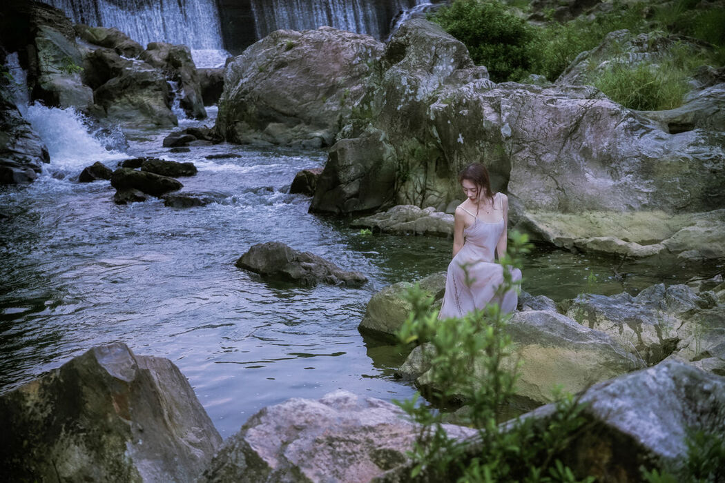 YiTuYu艺图语 Vol.9974 Ying Er YY (33P)
