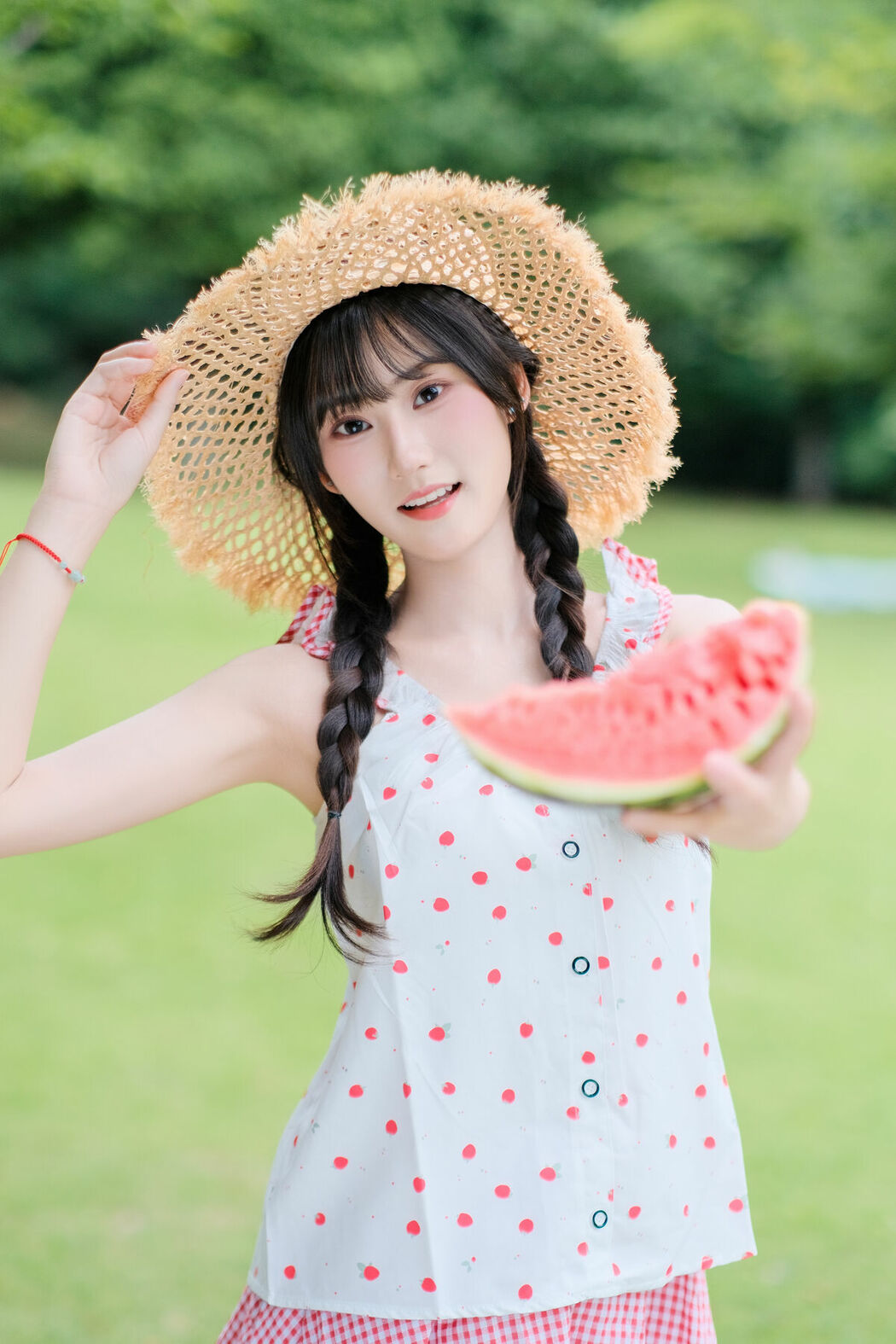YiTuYu艺图语 Vol.9980 Xiao Li (19P)