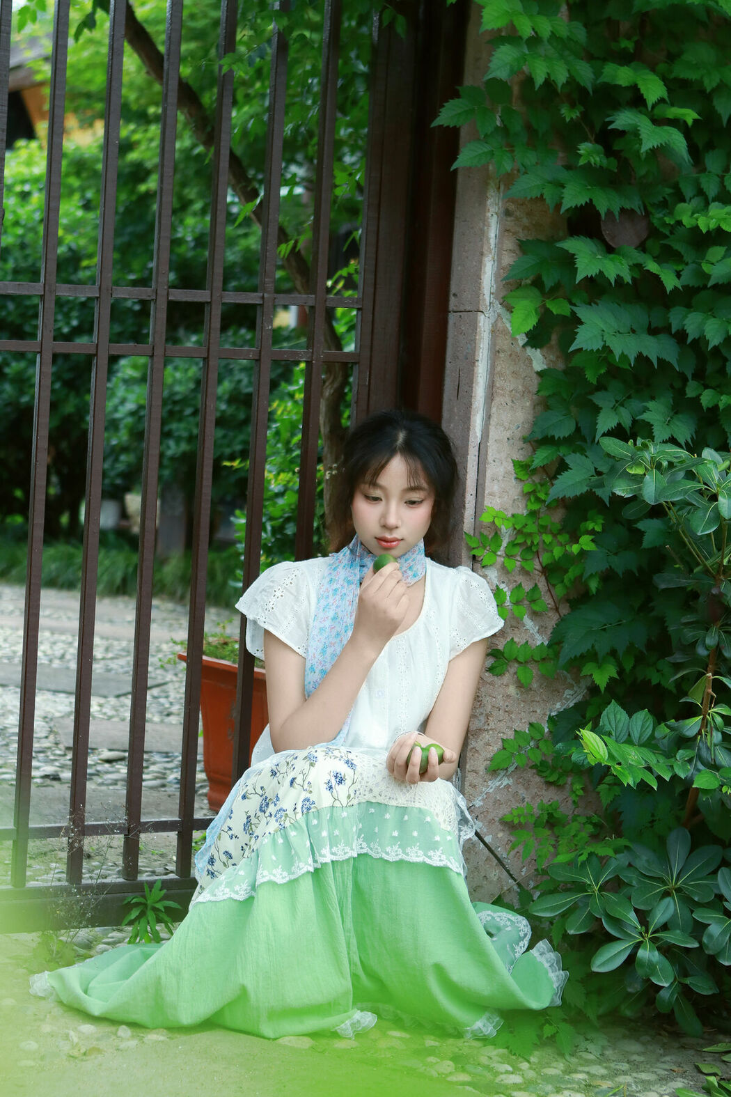YiTuYu艺图语 Vol.9982 Xiao U (23P)