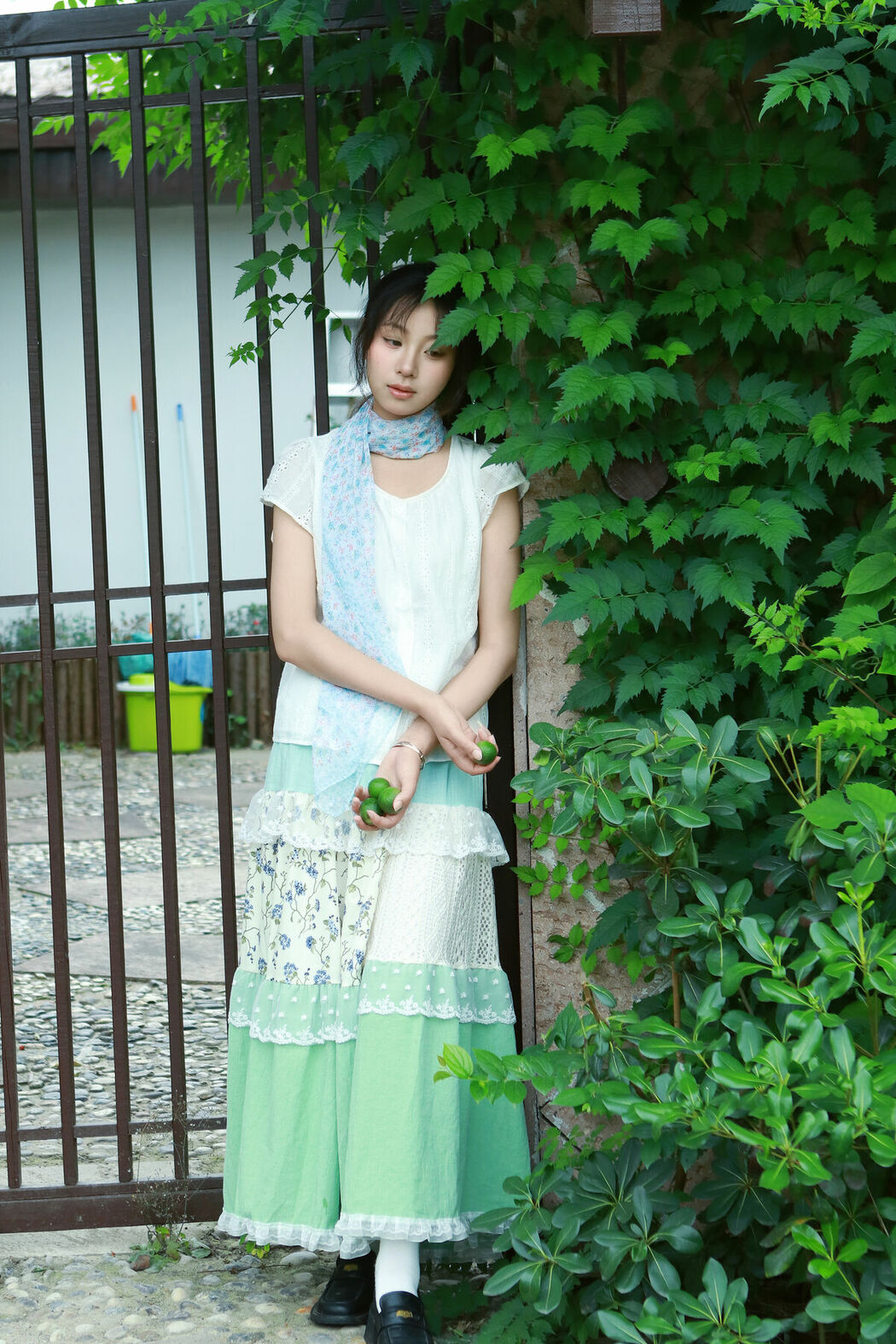 YiTuYu艺图语 Vol.9982 Xiao U (23P)