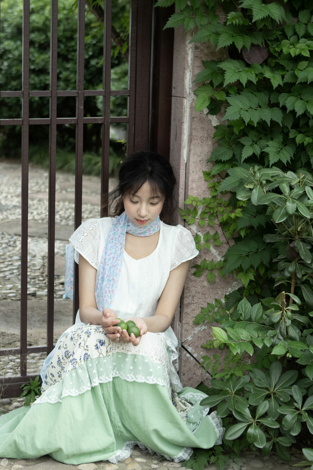 YiTuYu艺图语 Vol.9982 Xiao U (23P)