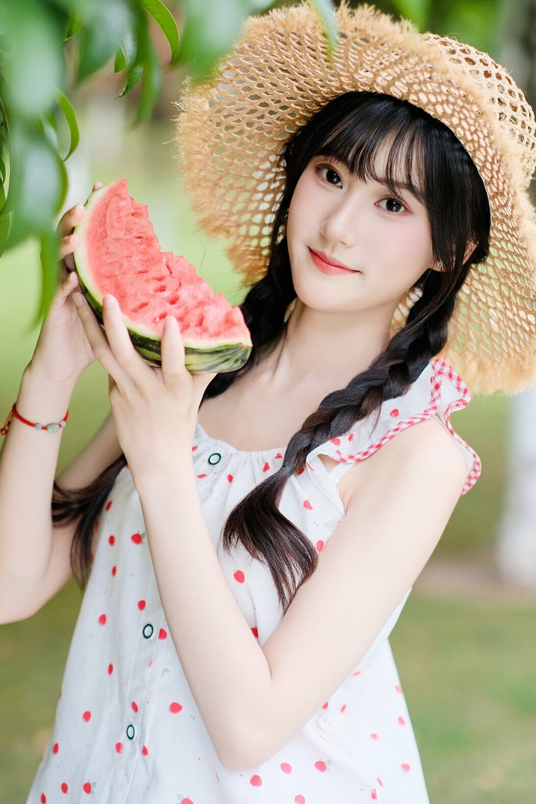 YiTuYu艺图语 Vol.9980 Xiao Li (19P) Cover Photo