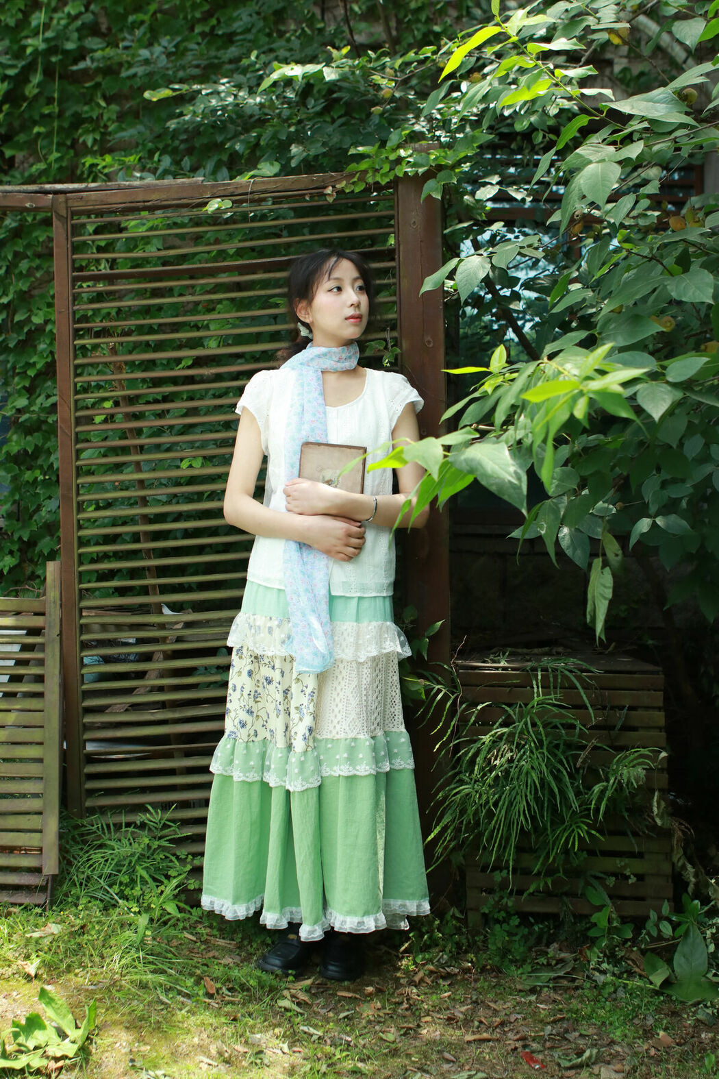 YiTuYu艺图语 Vol.9982 Xiao U (23P)