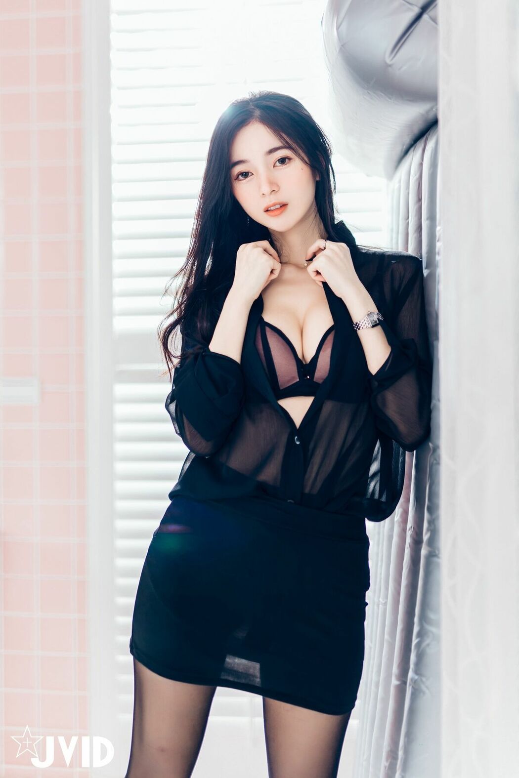 Lele 樂樂 And Piao Piao Ge 飄飄哥 – 上司新人下属 无内黑丝终极奥义 Part02 (53P)