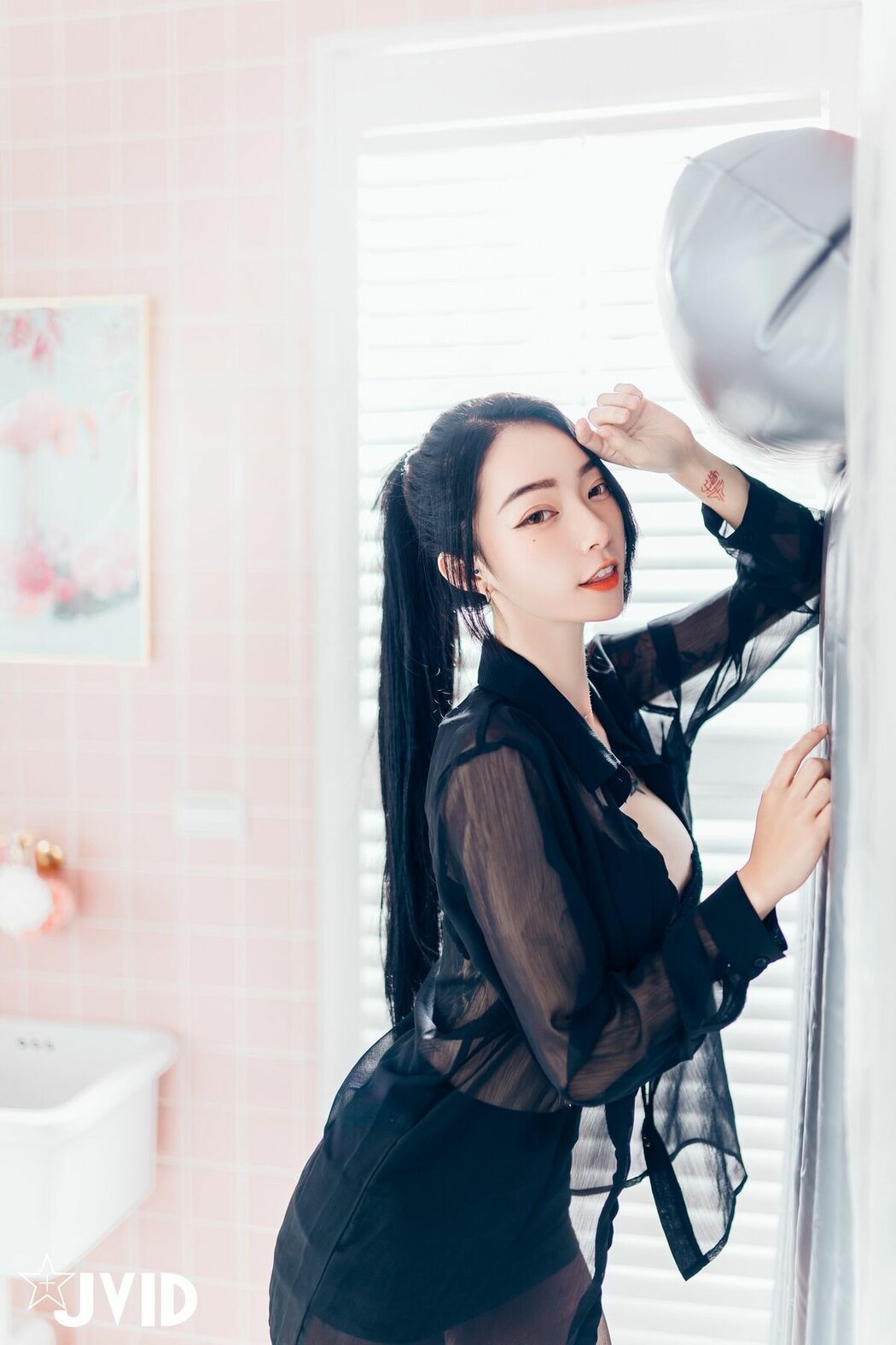 Lele 樂樂 And Piao Piao Ge 飄飄哥 – 上司新人下属 无内黑丝终极奥义 Part02 (53P)