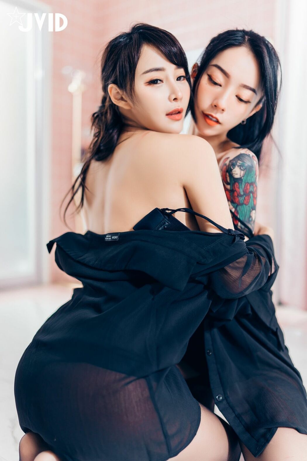 Lele 樂樂 And Piao Piao Ge 飄飄哥 – 上司新人下属 无内黑丝终极奥义 Part03 (53P)