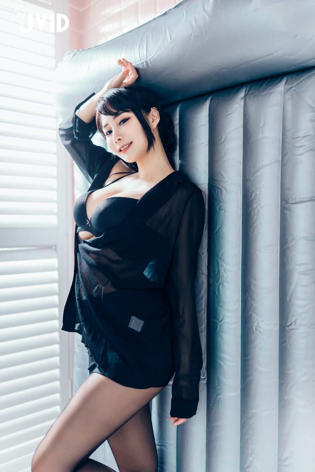 Lele 樂樂 And Piao Piao Ge 飄飄哥 – 上司新人下属 无内黑丝终极奥义 Part02 (53P)