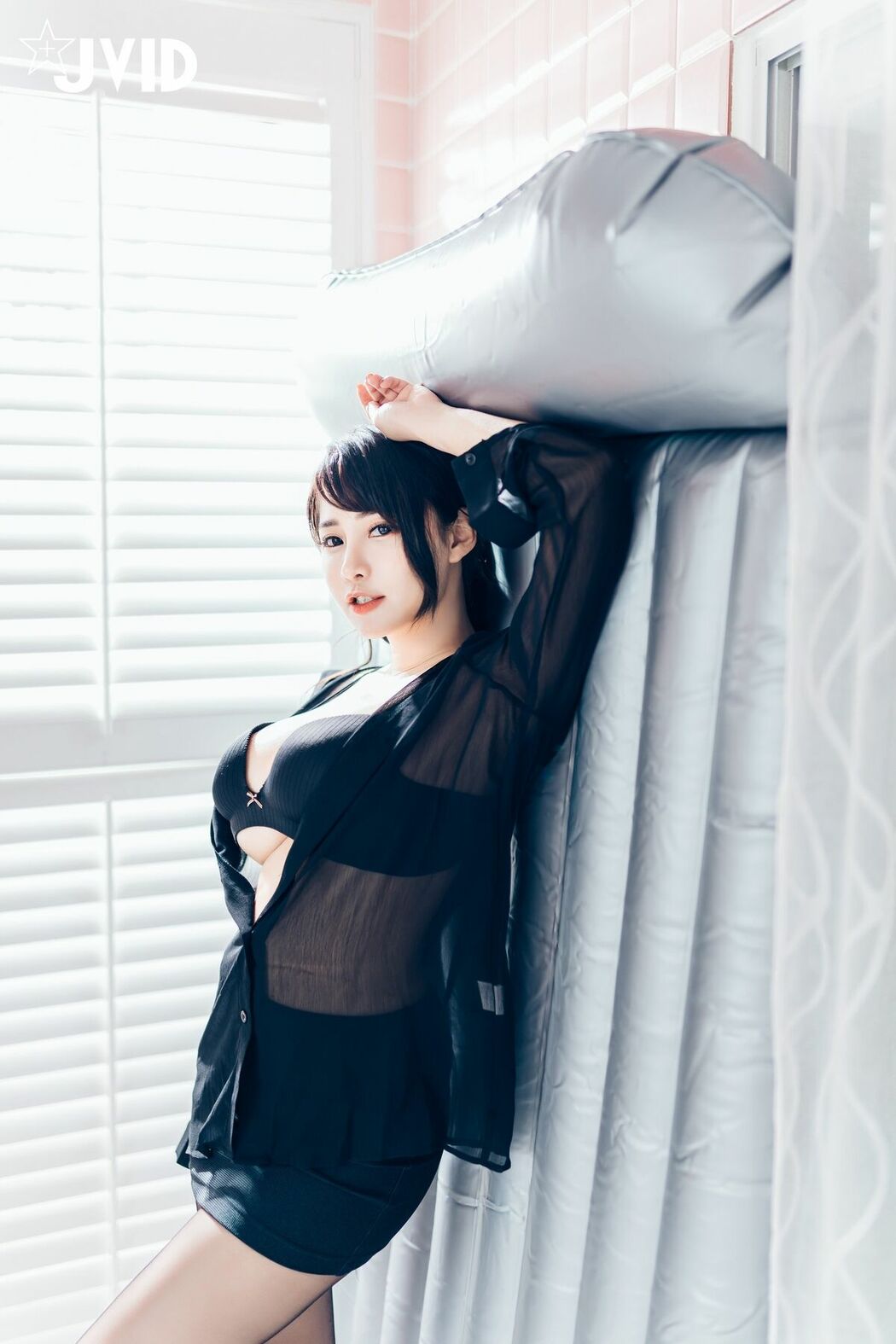 Lele 樂樂 And Piao Piao Ge 飄飄哥 – 上司新人下属 无内黑丝终极奥义 Part02 (53P)