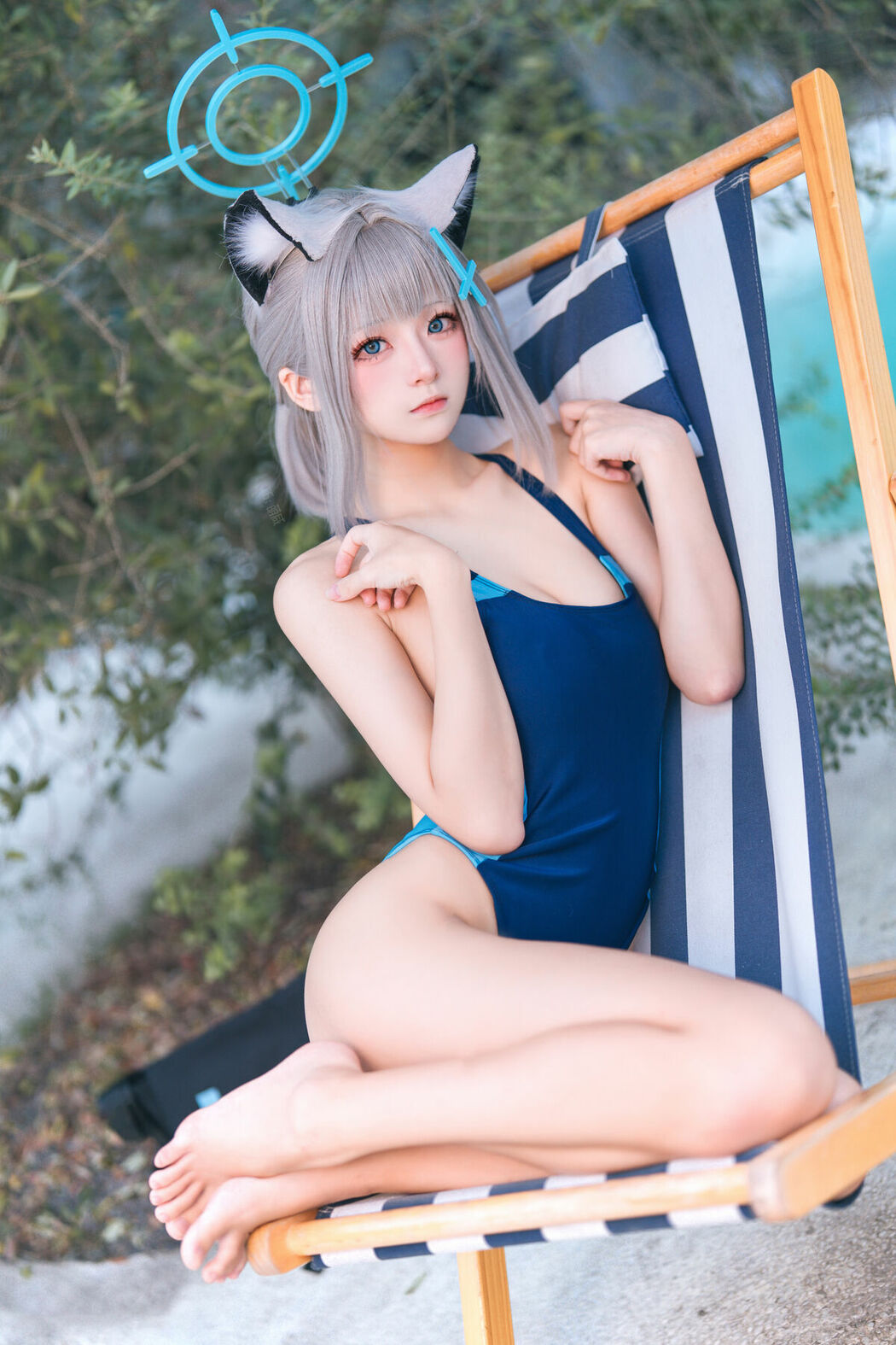 Coser@九柒喵 – 蔚蓝档案 砂狼白子泳装 (35P)