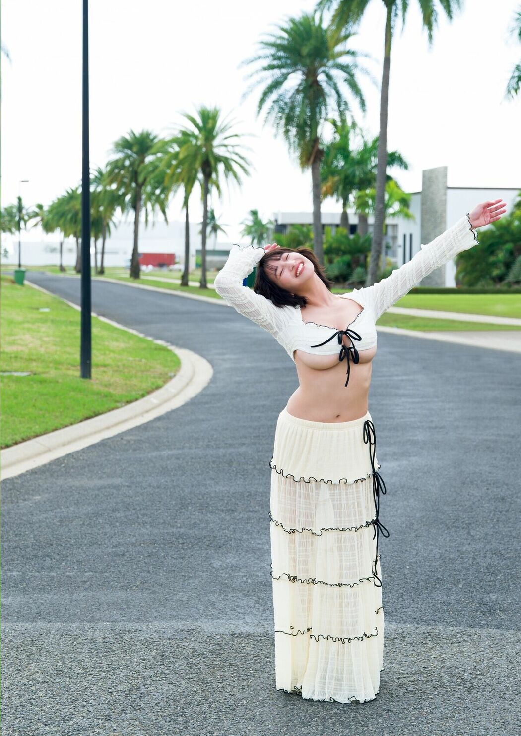 JP Ina Enohara 榎原依那 – 2nd写真集 I am Ina Part01 (61P)