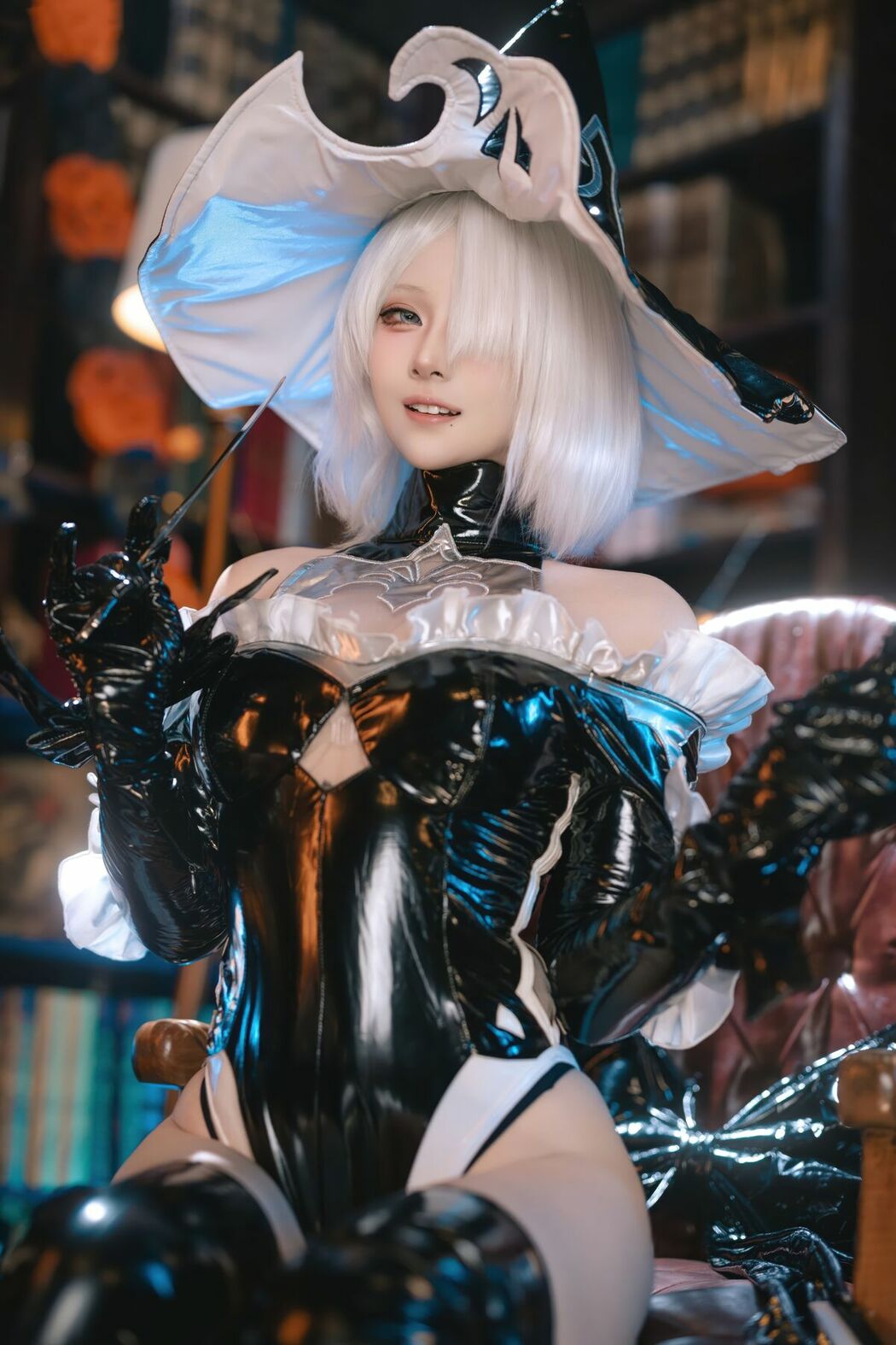 Coser@屿鱼 – 尼尔 机械纪元 2B 万圣女巫同人 (71P)