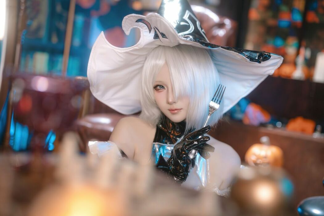 Coser@屿鱼 – 尼尔 机械纪元 2B 万圣女巫同人 (71P)