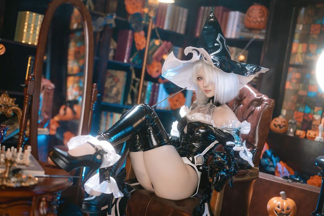 Coser@屿鱼 – 尼尔 机械纪元 2B 万圣女巫同人 (71P)