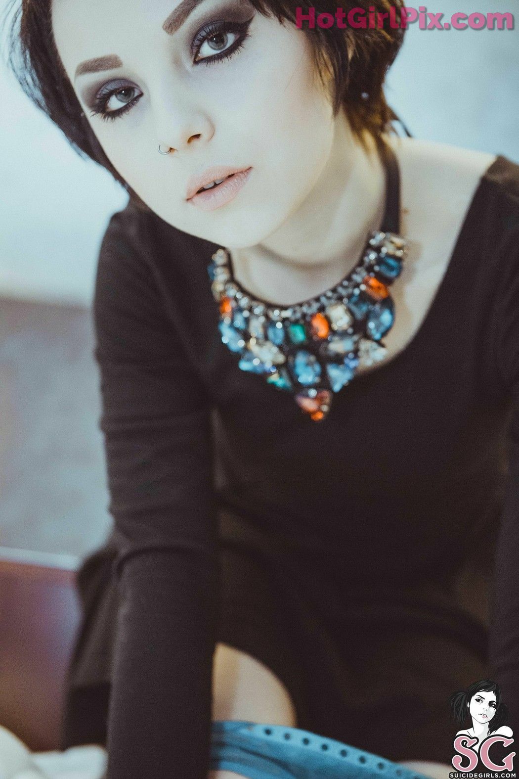 [Suicide Girls] Karanlit