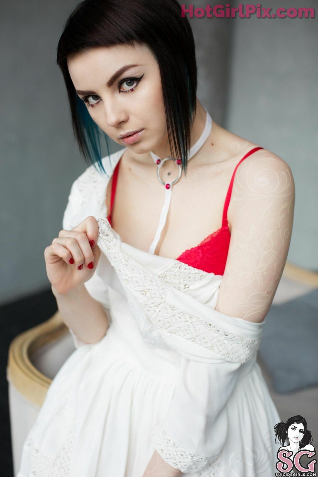 [Suicide Girls] Karanlit