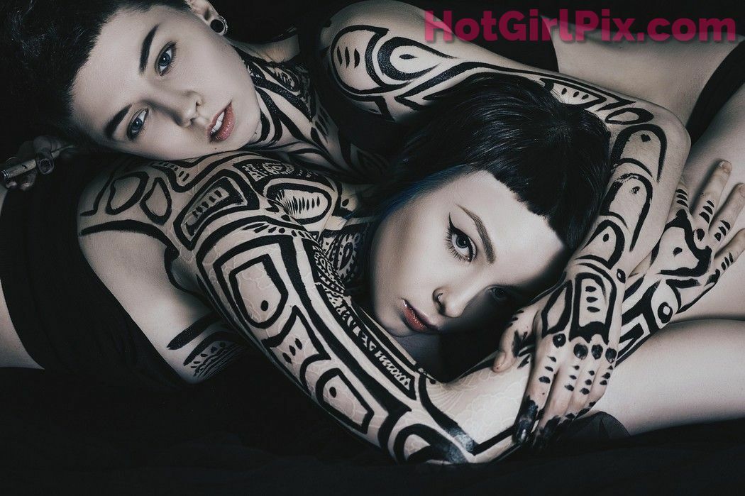[Suicide Girls] Karanlit
